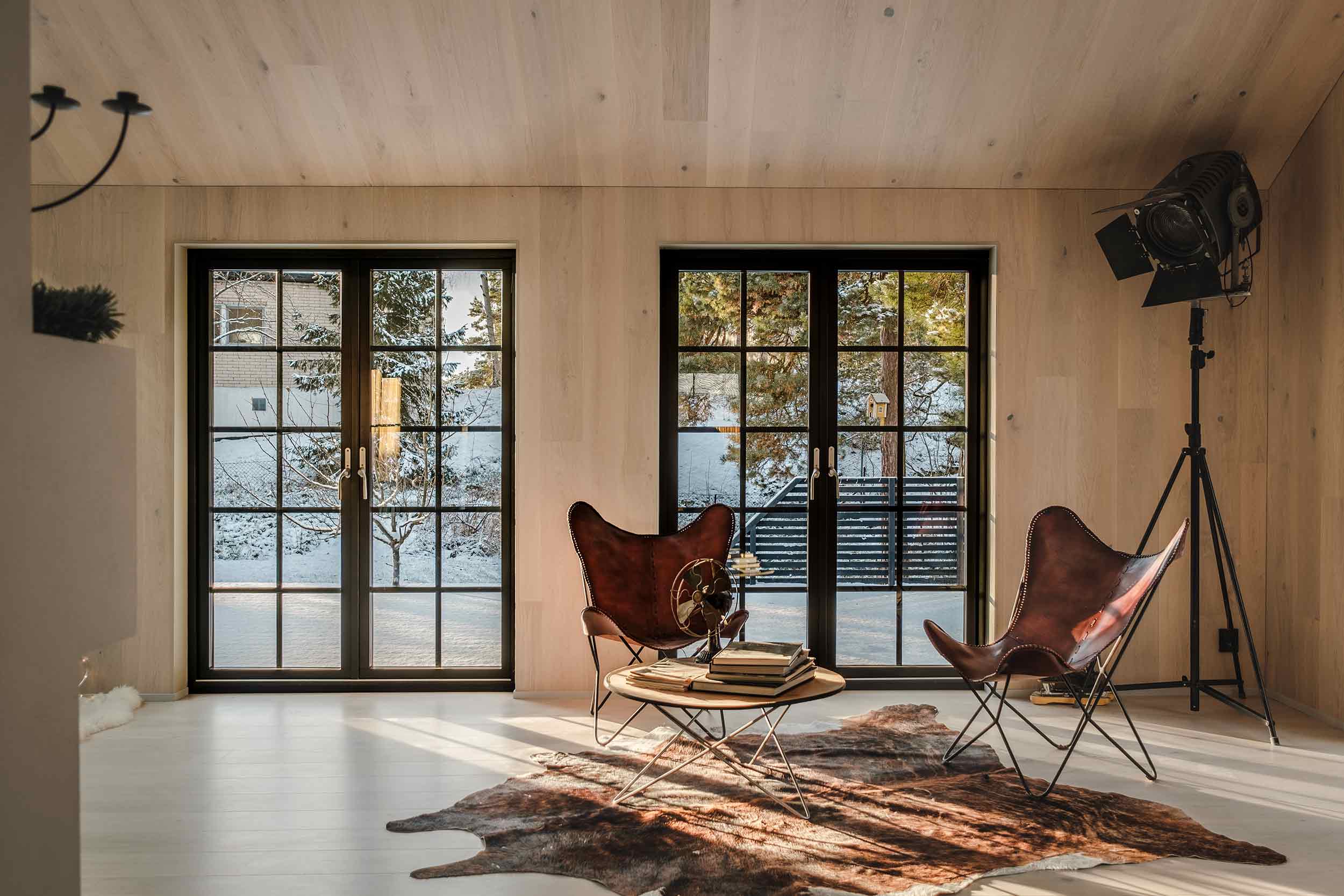 Inredning, villa, stora fönster, vardagsrum, energieffektiva fönster