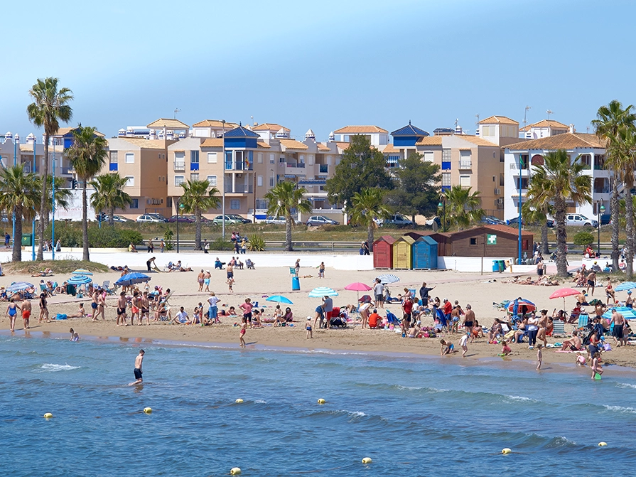 torrevieja_spanien_pexels-puchistides.webp