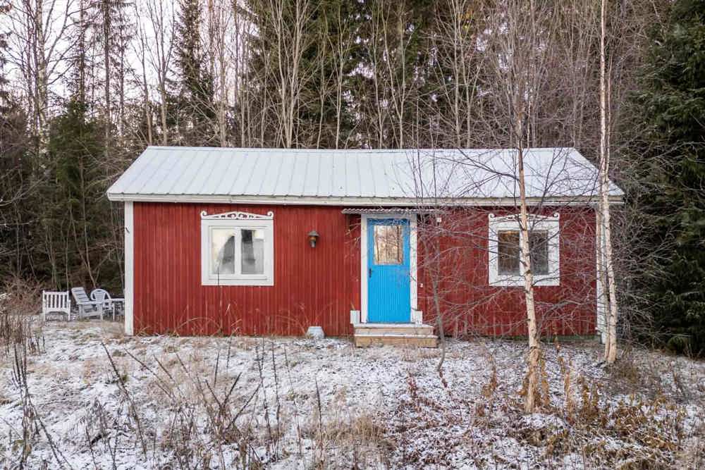 stuga-röd
