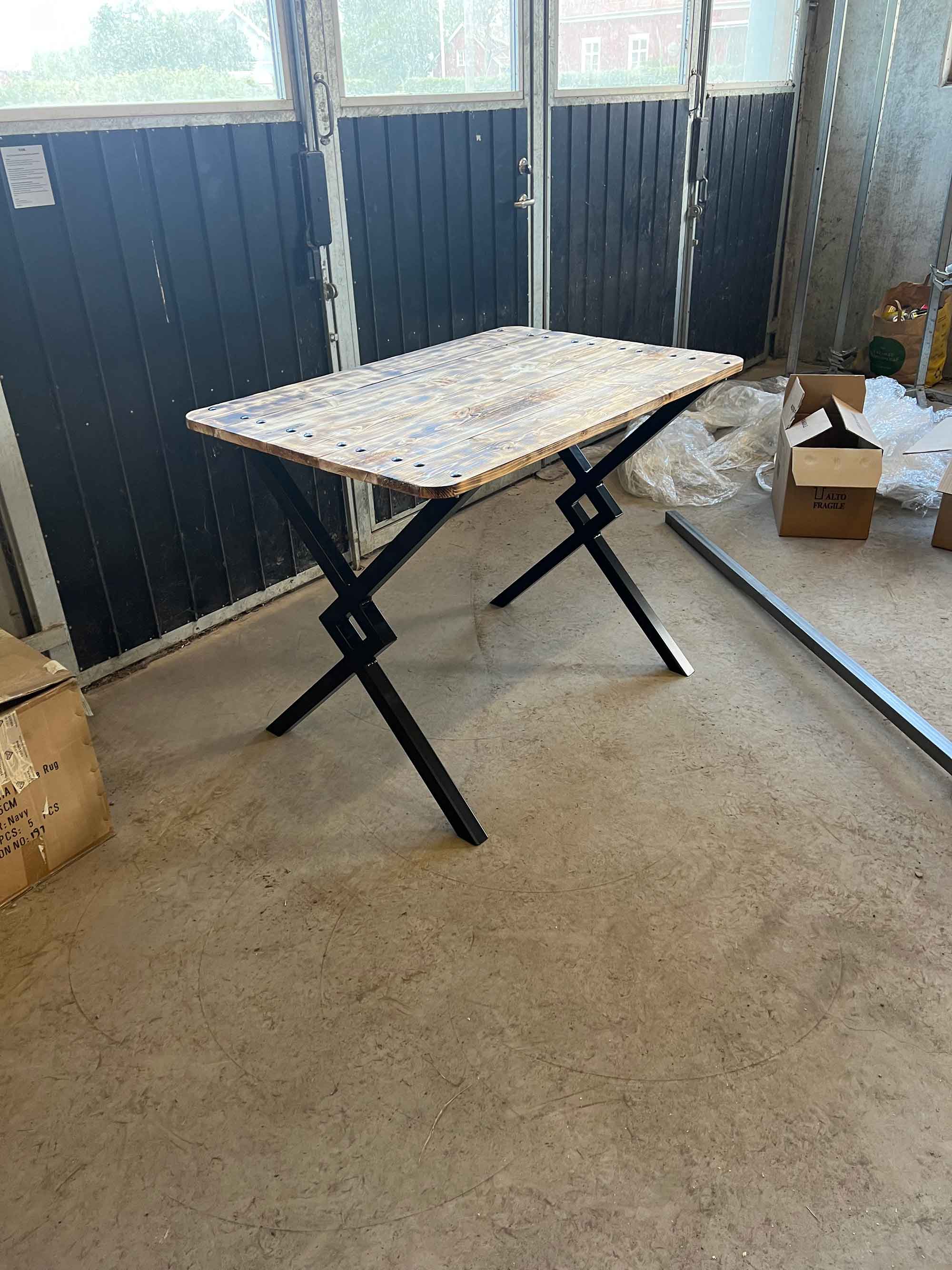 bord av trappräcke,