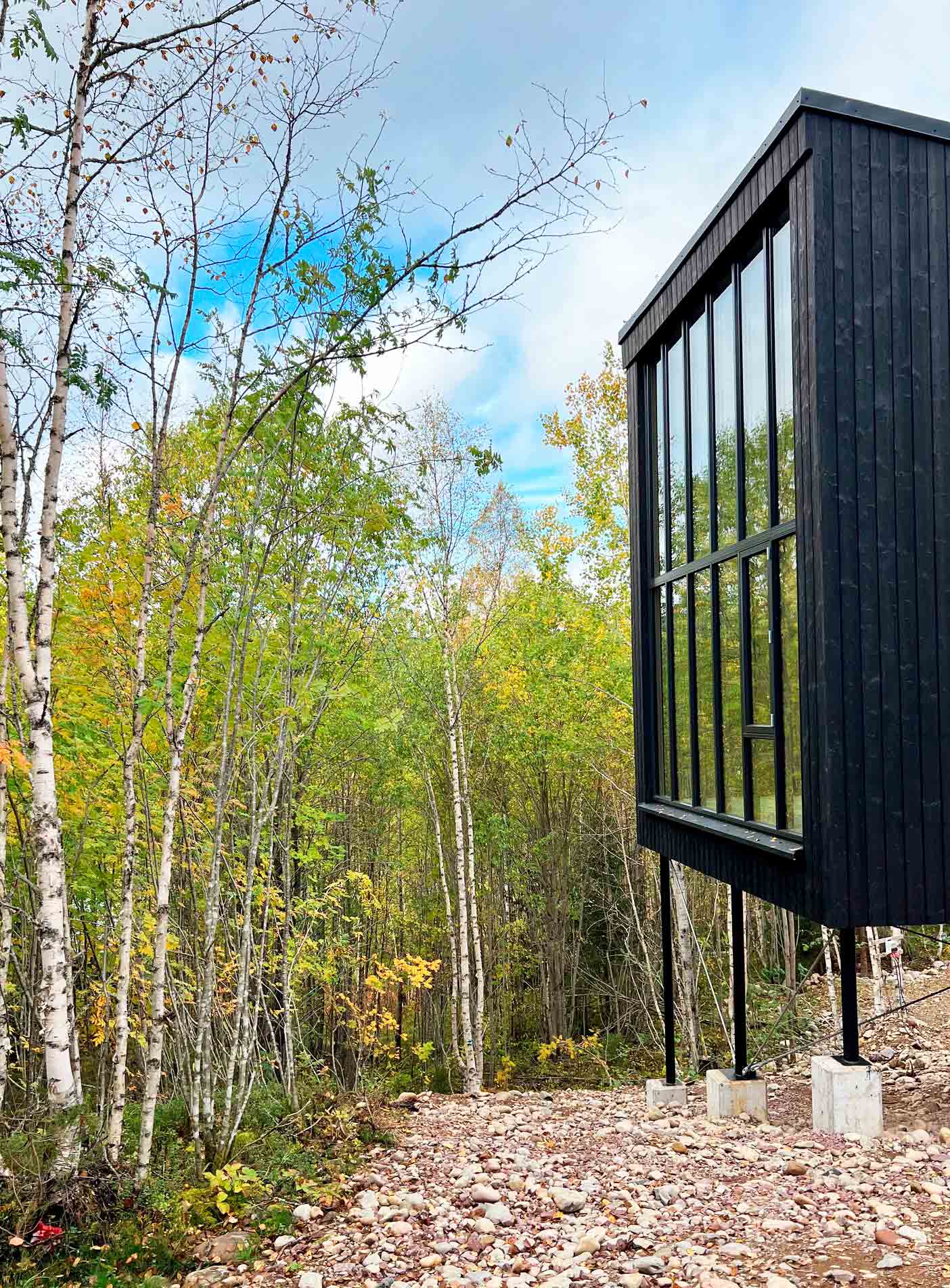 modulhus med stora fönster