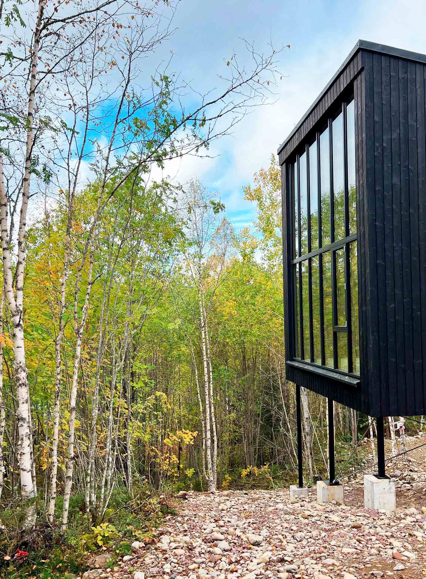 modulhus med stora fönster