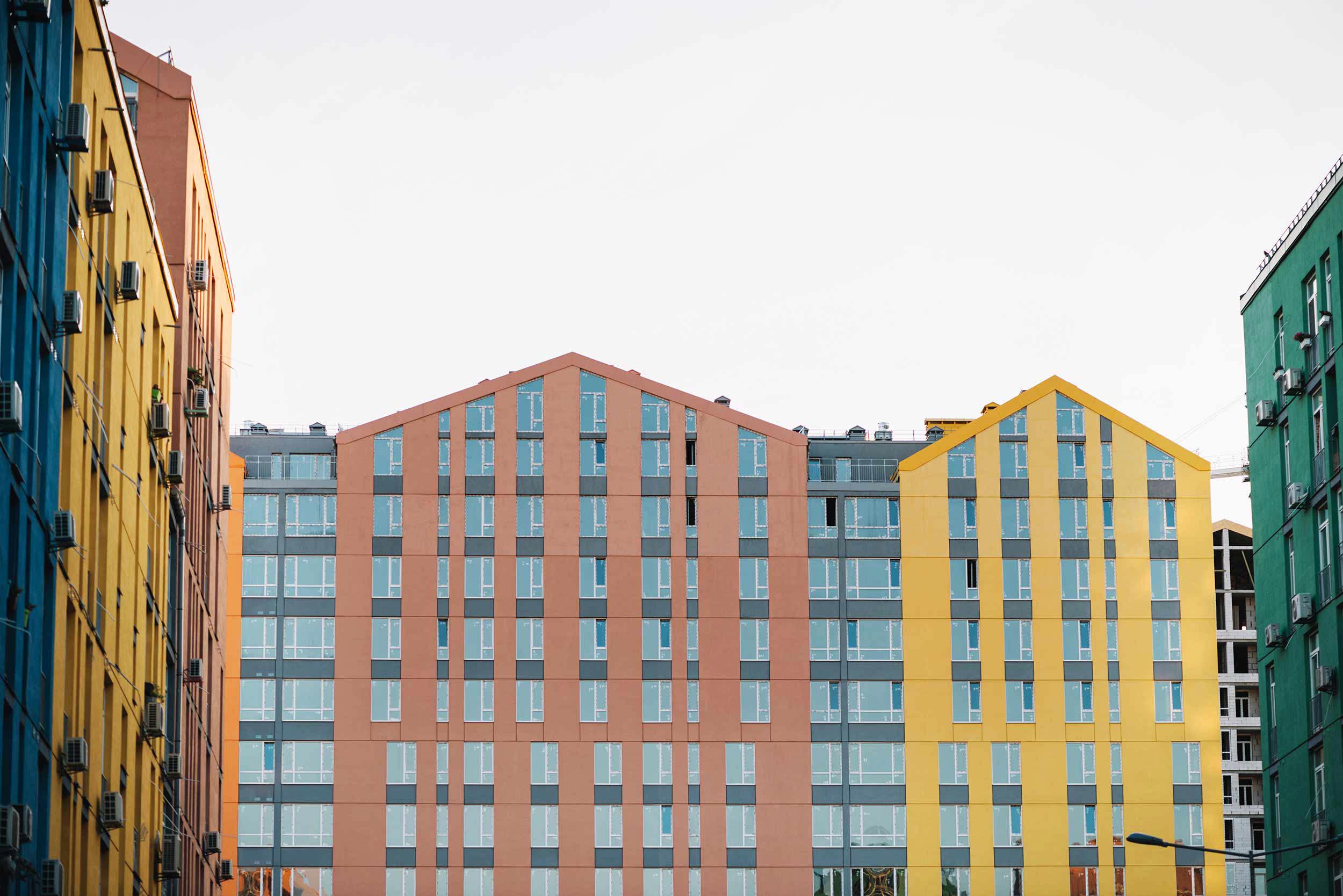 bostäder i förort, bostäder fasad