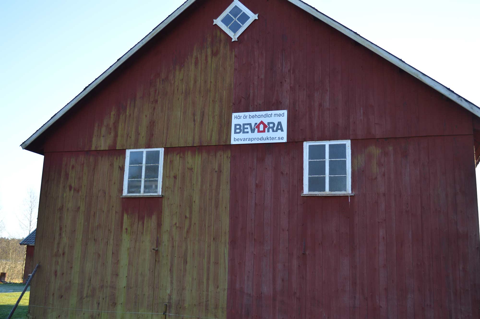 rengjord fasad före och efter