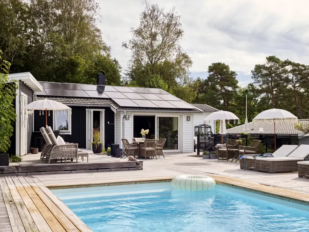 Friliggande villa med pool