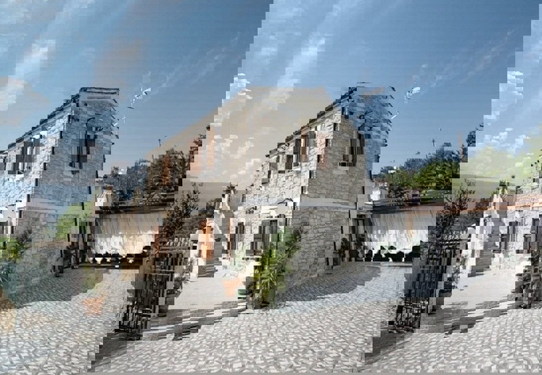 Bed and breakfast i Italien, stenhus