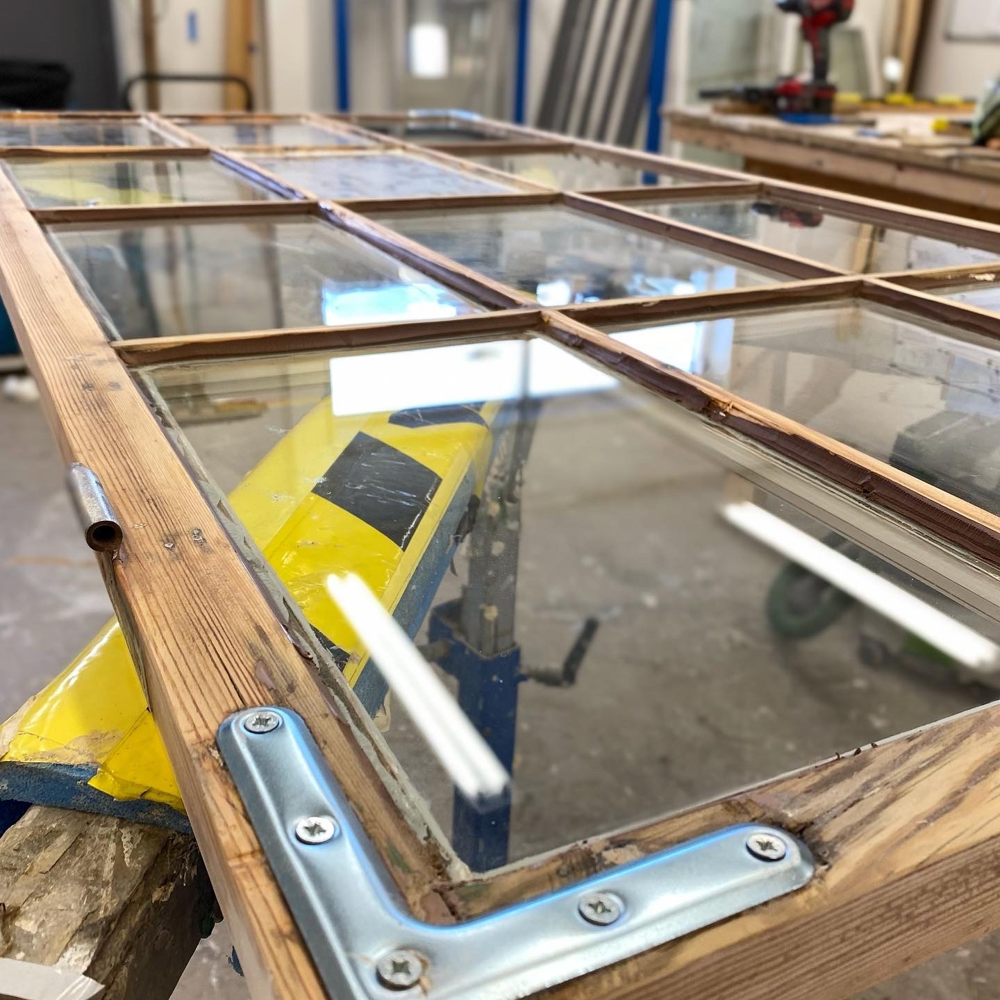 Insjustering av gammalt fönster